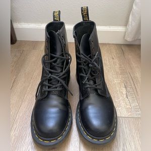 DR. MARTENS '1460' Boot / Black Smooth